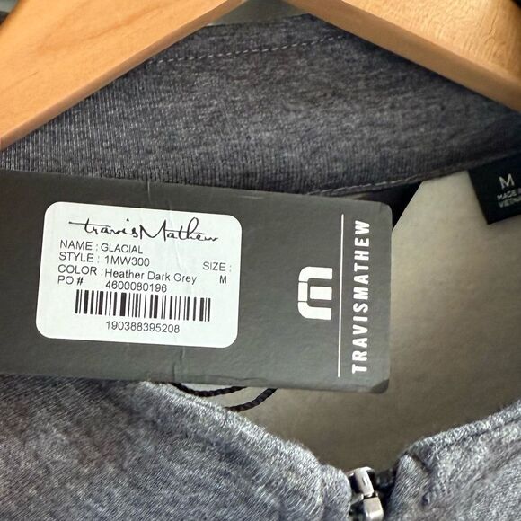 Travis Mathew Glacial Quarter Zip Sweatshirt - Picture 4 of 6